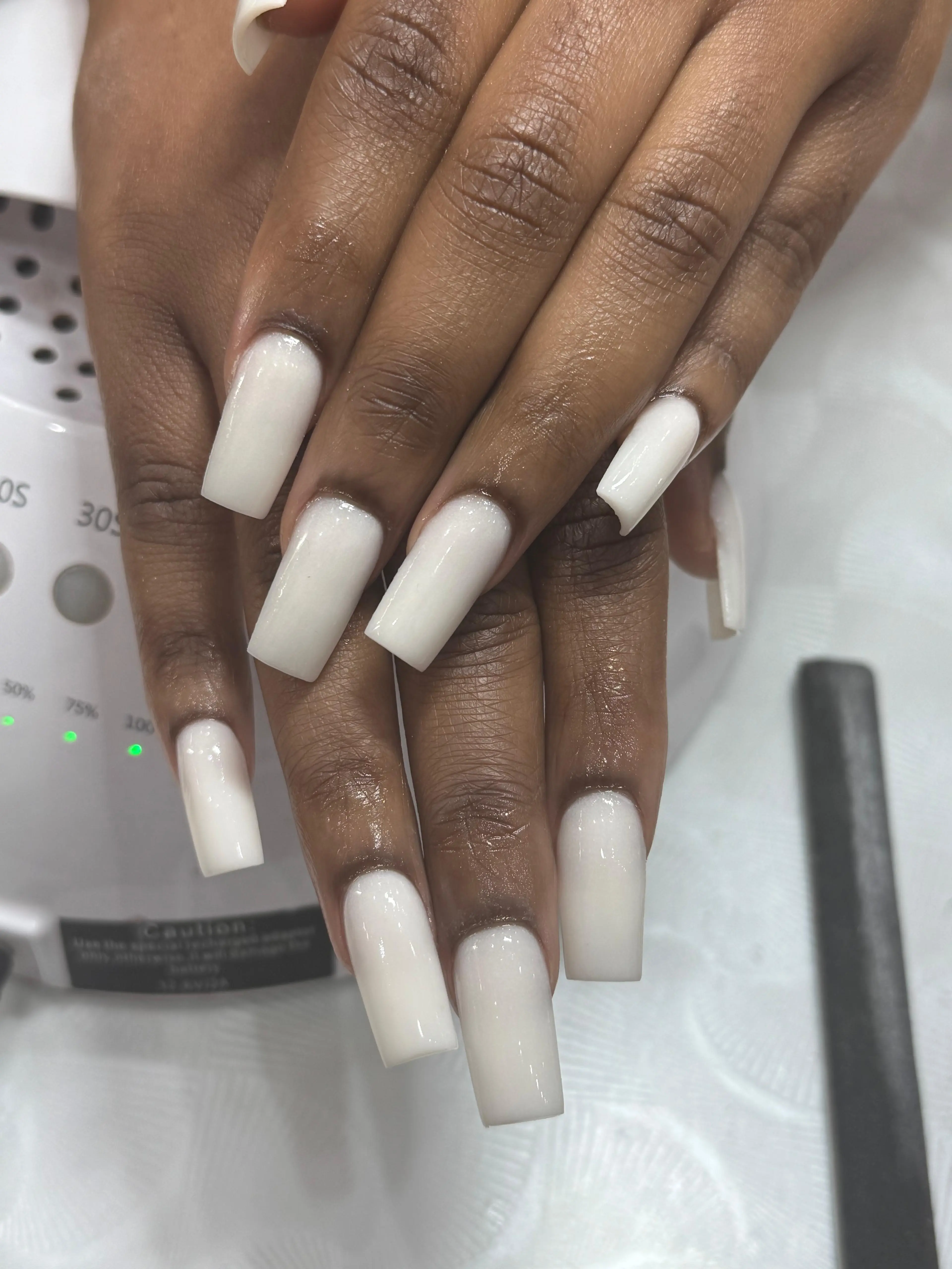 Prestation manucure ongles creteil